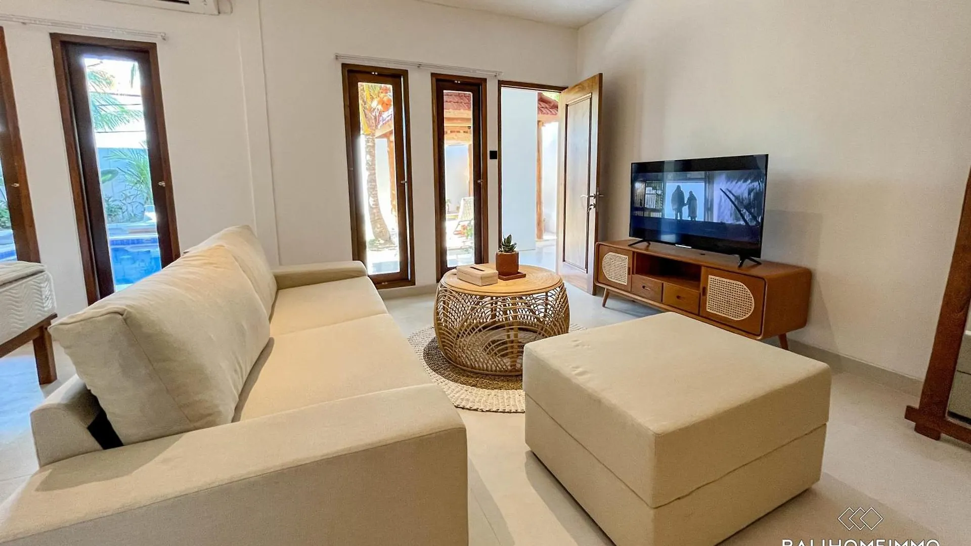 New Peaceful 4 Master Bdrm Suites Villa Legian Кута
