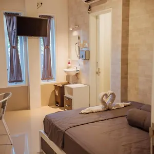 Pensión Simple Kuta Bedroom, Kuta Lombok