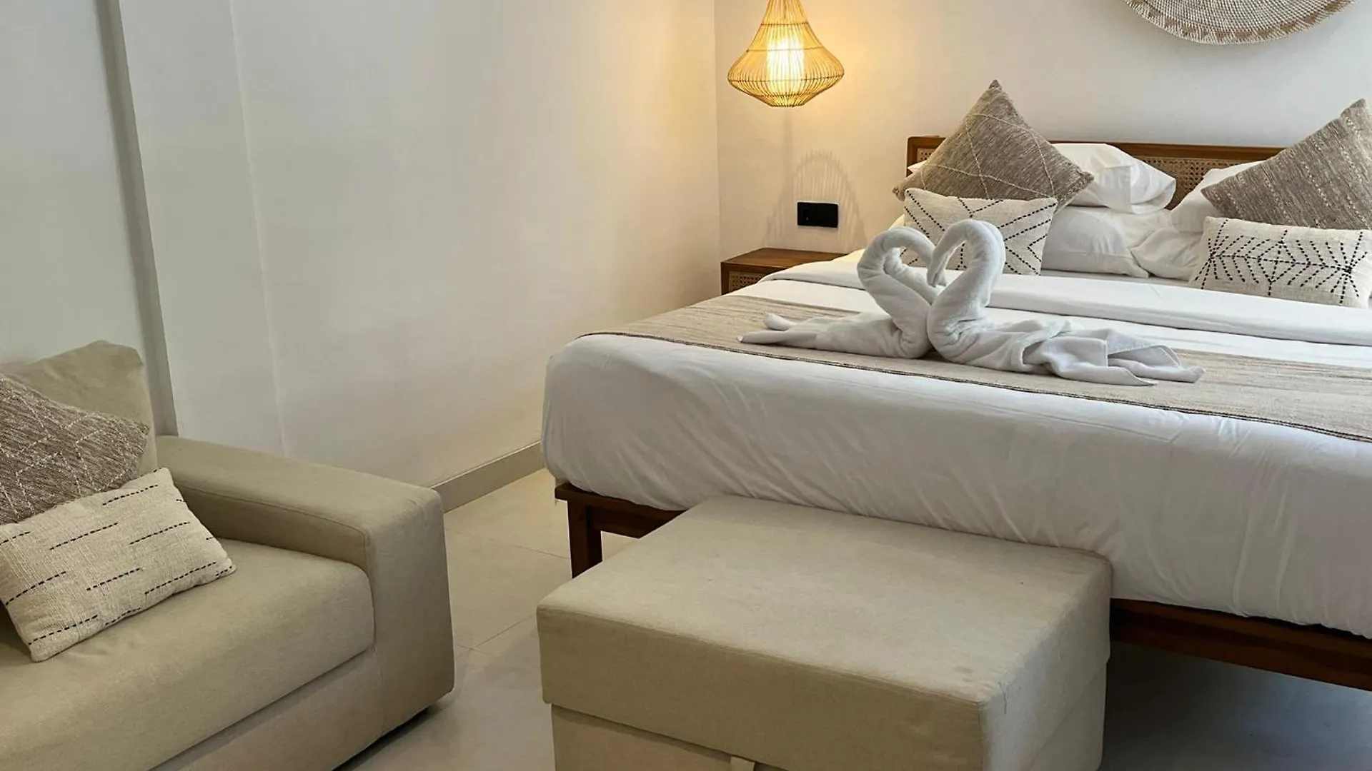New Peaceful 4 Master Bdrm Suites Villa Legian Kuta   Kuta (Bali)
