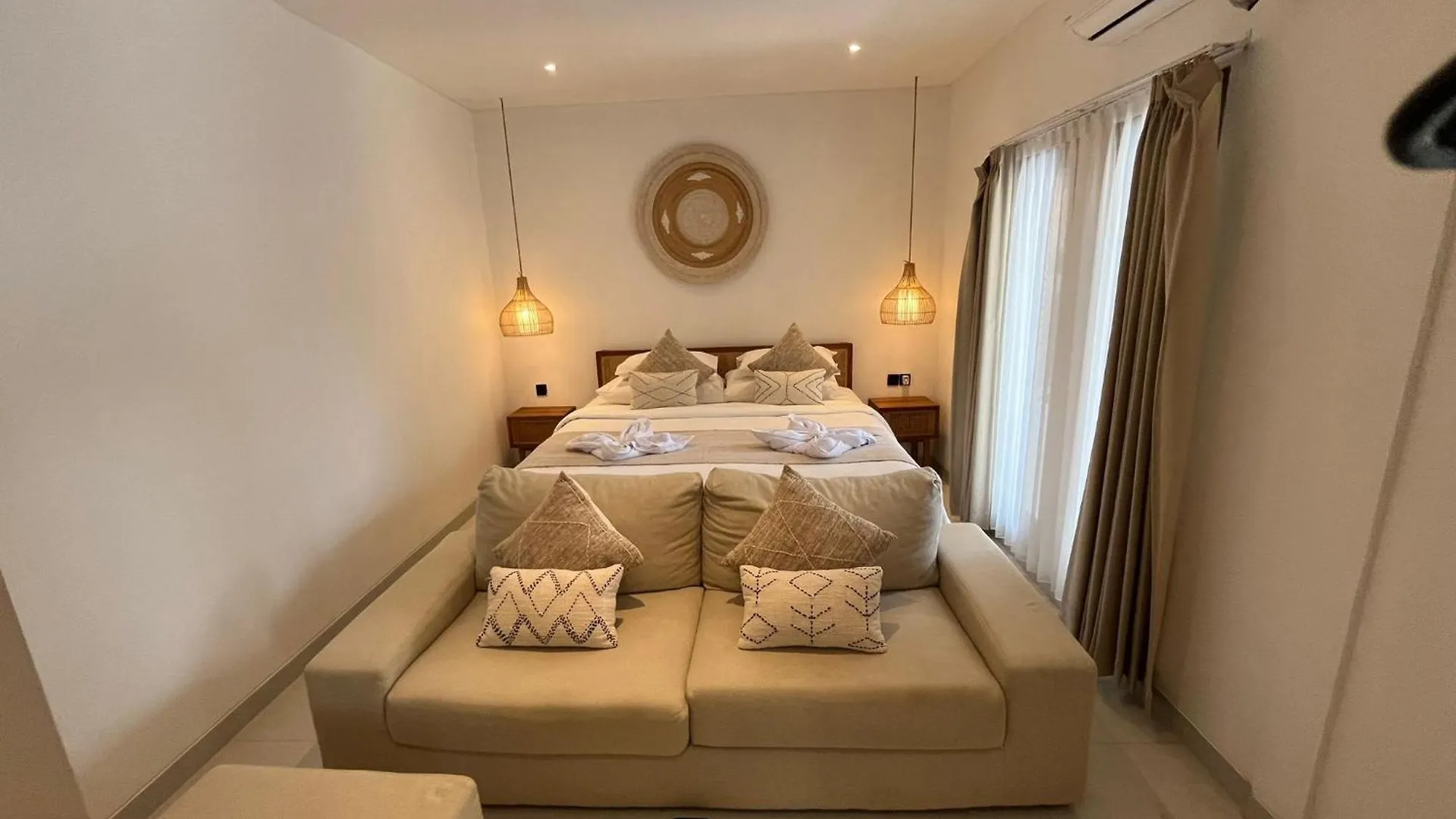 New Peaceful 4 Master Bdrm Suites Villa Legian Kuta   Kuta (Bali)